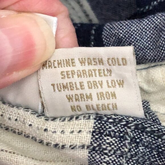 Fiorlini International Cropped Plaid Shirt - Picture 12 of 12